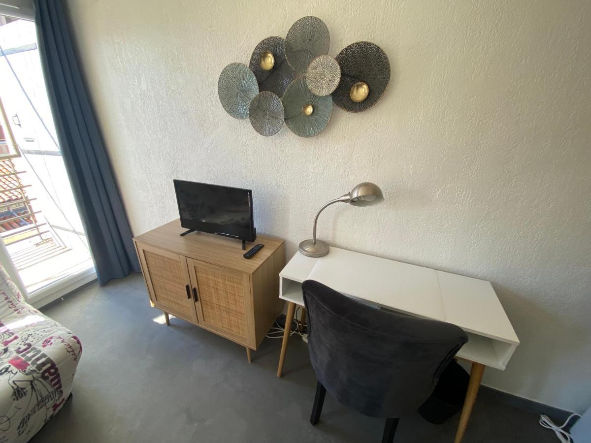 Apartment Studio Hyper-centre - Wifi - Quartier Tres Calme *